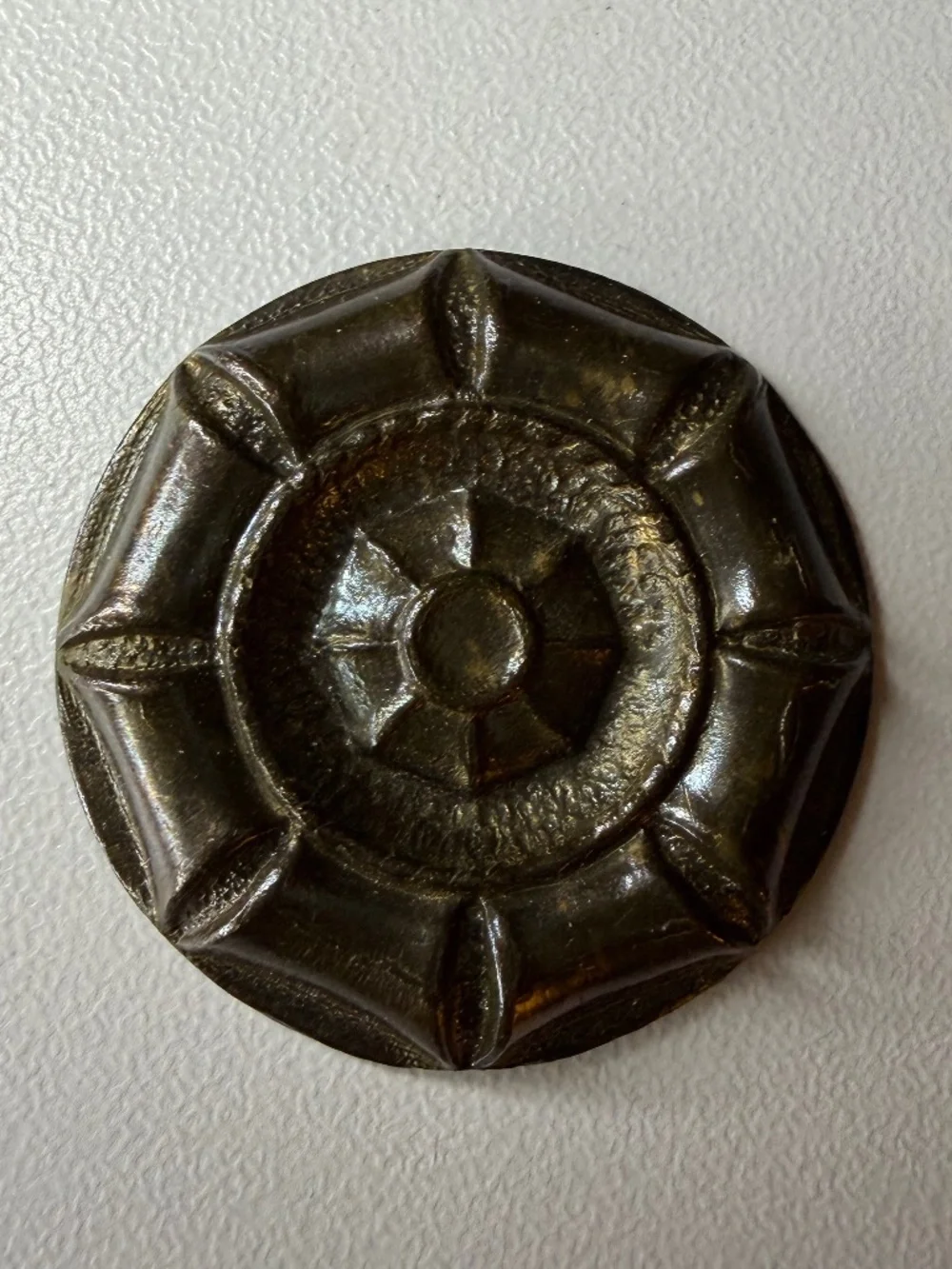 Vintage Round Medallion Brass Metal Ormolu Ornamental Hardware 1